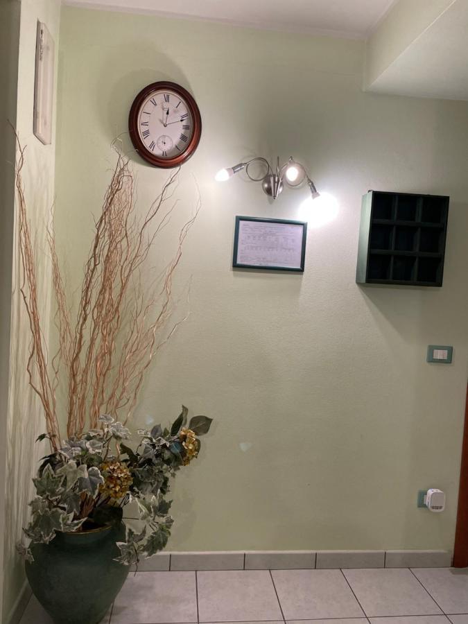 Casa Azzurra Camere Serravalle Sesia Экстерьер фото