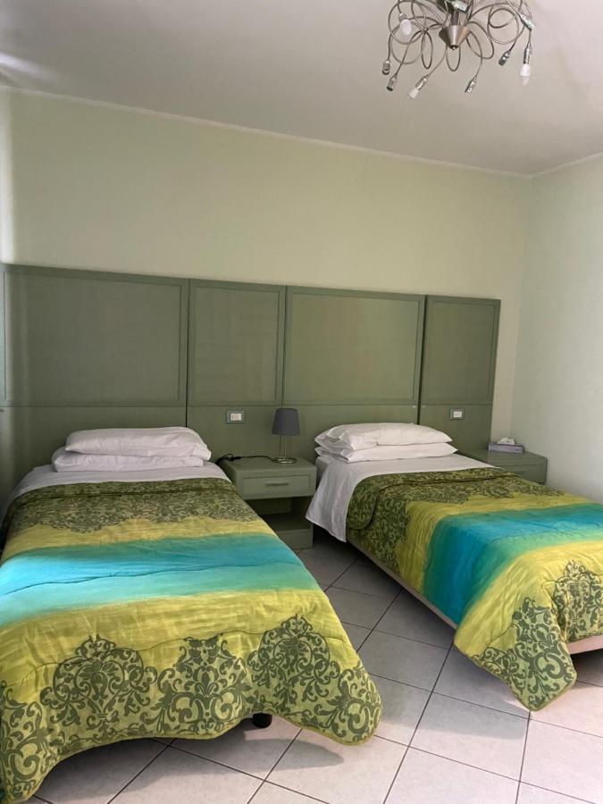 Casa Azzurra Camere Serravalle Sesia Экстерьер фото