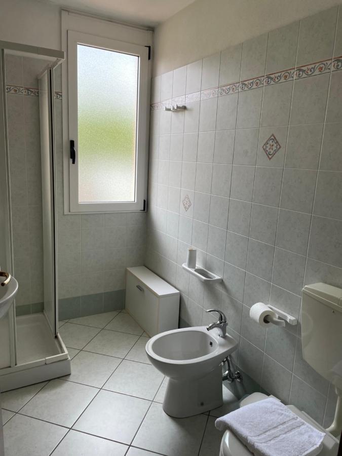 Casa Azzurra Camere Serravalle Sesia Экстерьер фото