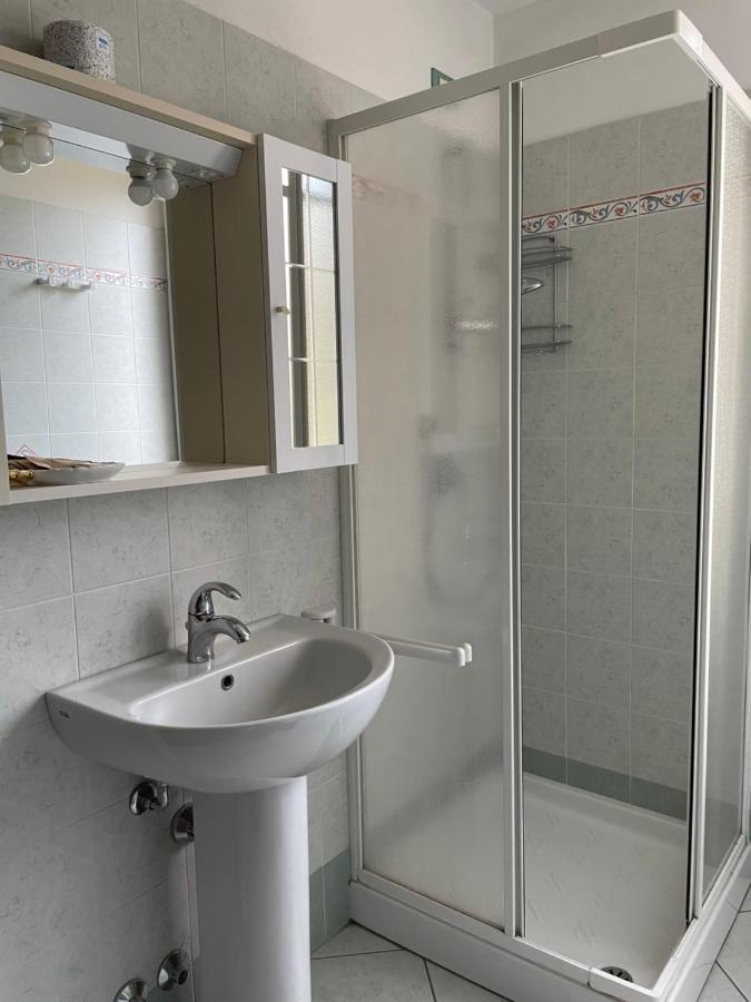 Casa Azzurra Camere Serravalle Sesia Экстерьер фото
