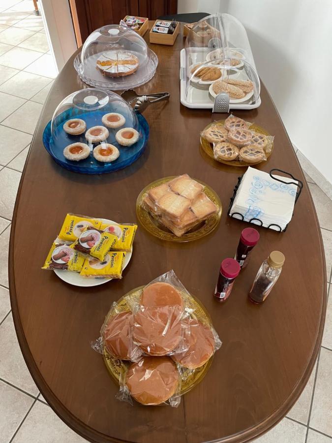Casa Azzurra Camere Serravalle Sesia Экстерьер фото